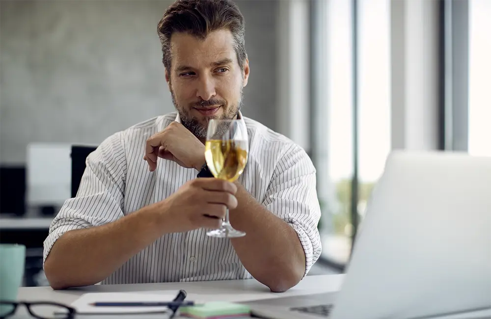 講義動画やレジュメ配送も可能